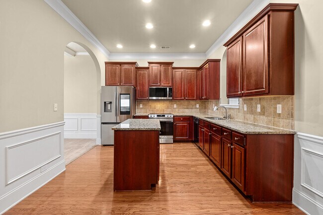 Foto del edificio - 1023 Iris Glen Dr