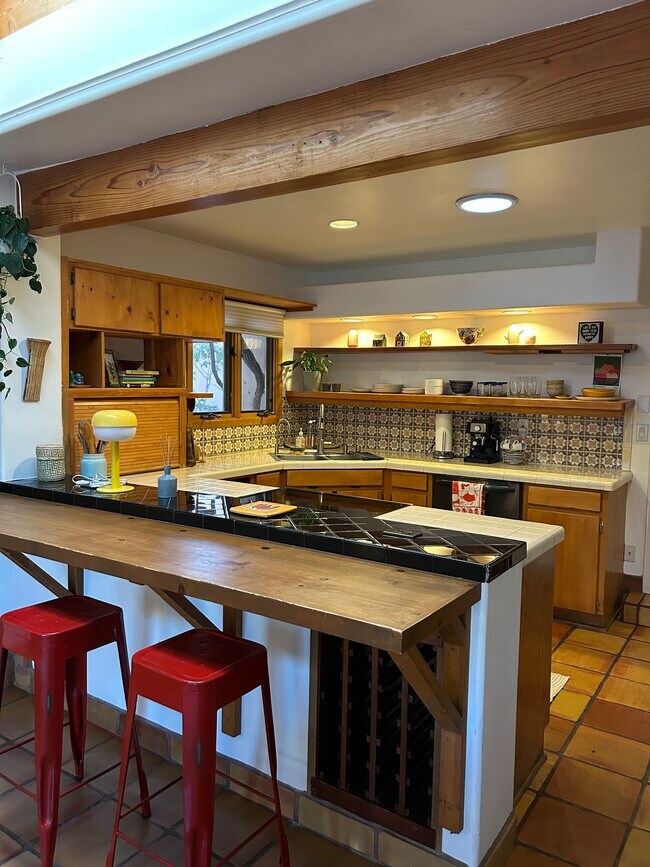 Foto del edificio - 2831 Plaza Verde