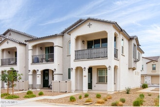 Building Photo - 4063 E Amoroso Dr