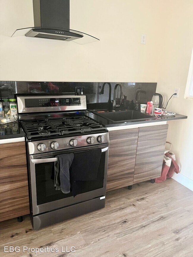 Foto del edificio - 4 br, 2.5 bath House - 124 Noble Ave