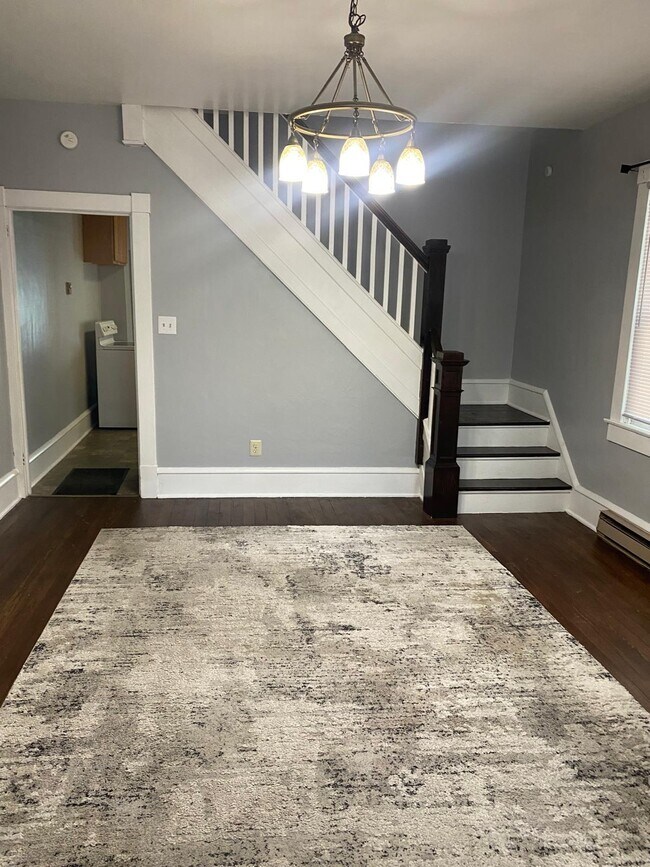 Foto del edificio - 104 S 4th St