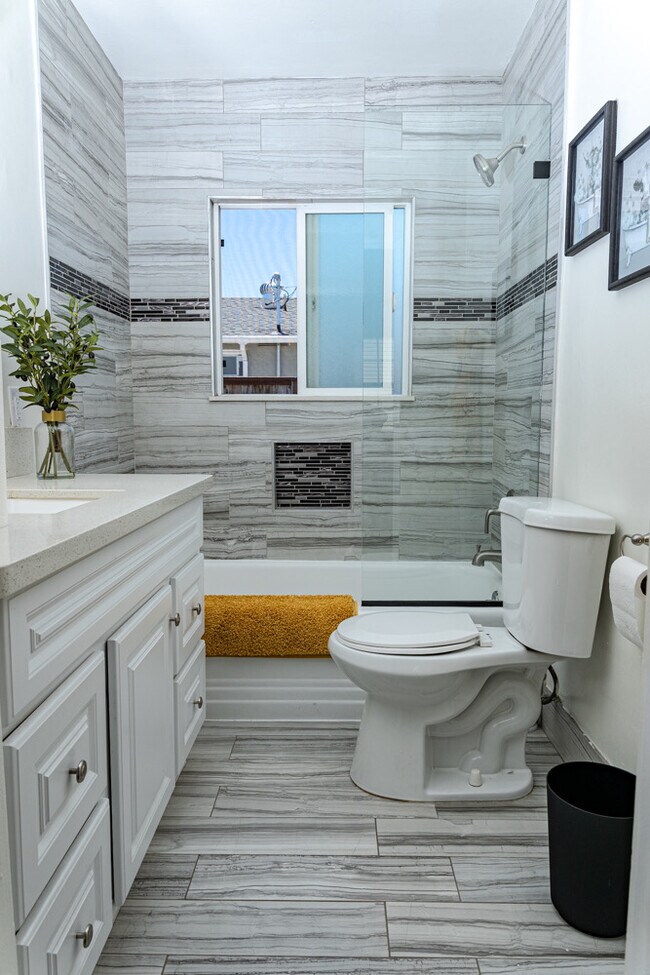 Foto del edificio - 1022 W 168th St