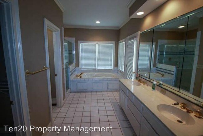 Building Photo - 4 br, 3.5 bath House - 4663 Bondale dr
