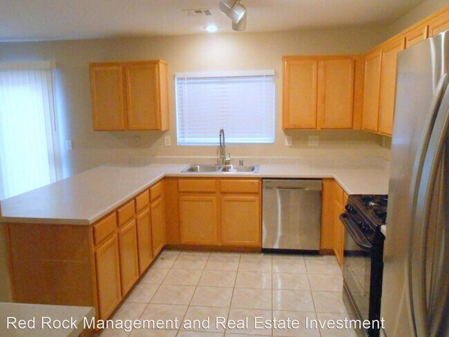 Building Photo - 4 br, 2.5 bath House - 6210 Osaka Pearl St