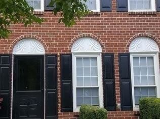 Foto del edificio - 10 Folkstone Ct