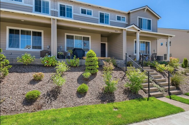 Building Photo - 16119 NW Pristine Ln