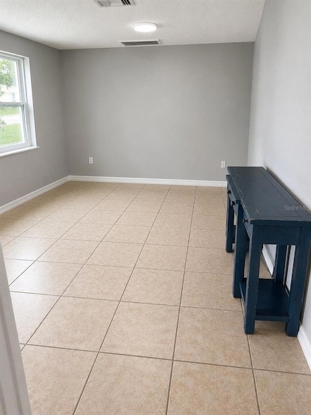 Building Photo - 7325 Ivanhoe Dr