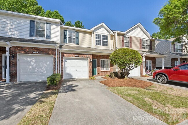 Building Photo - 124 Clydesdale Ct