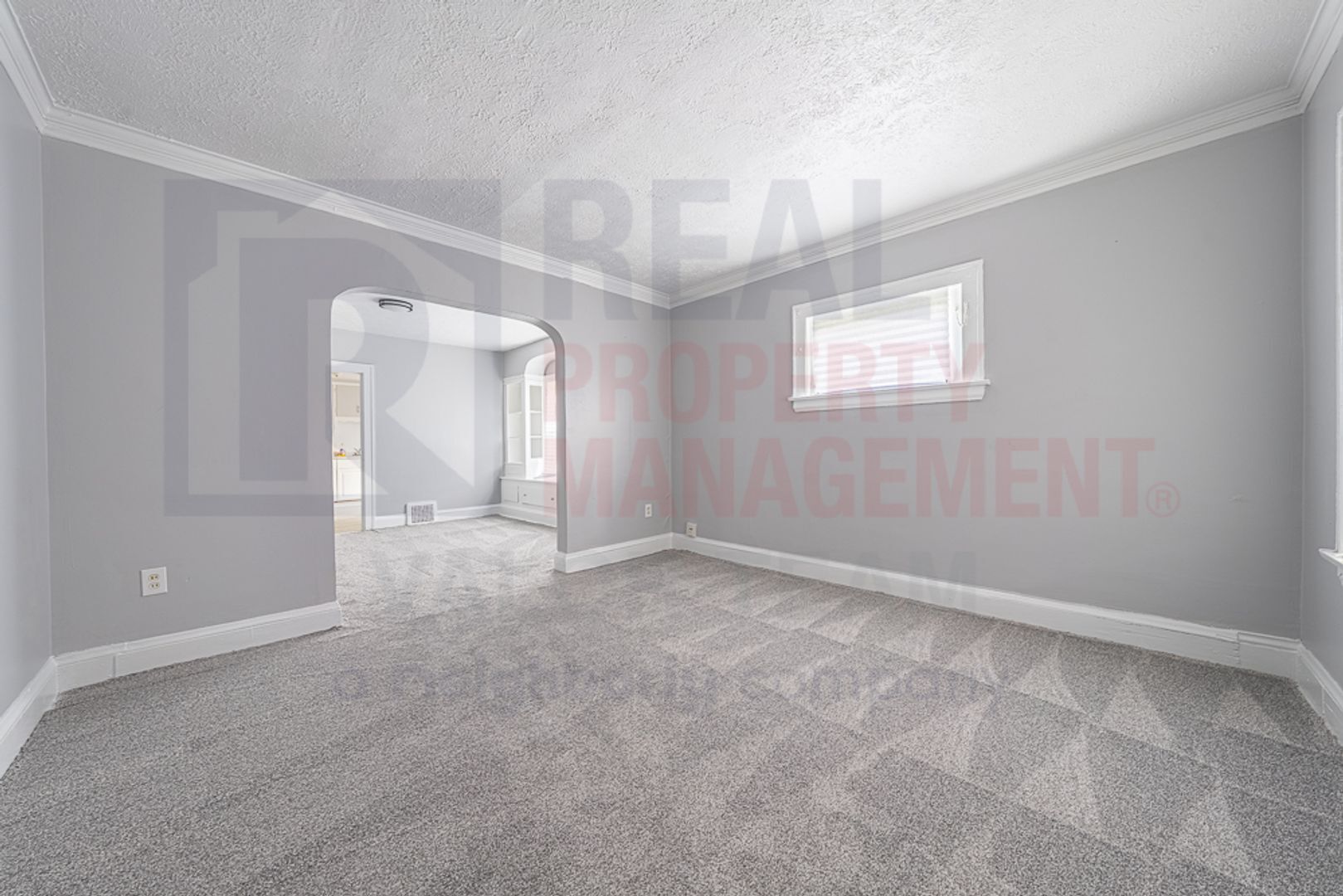 11101 Nelson Ave Cleveland, OH 44105 – photo 4