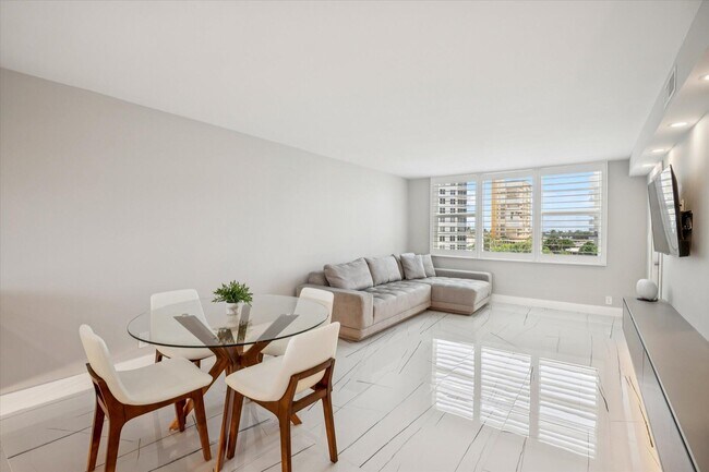 Foto del edificio - 201 N Ocean Blvd