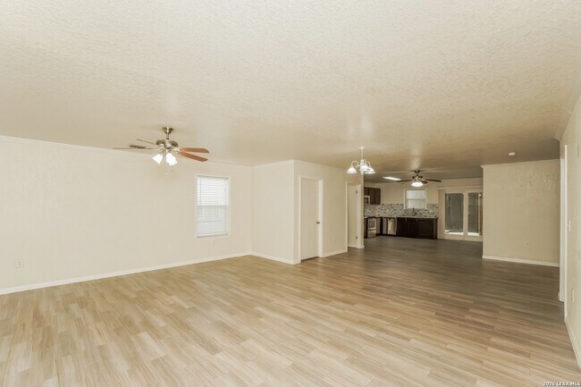 Building Photo - 5915 Iris Isle
