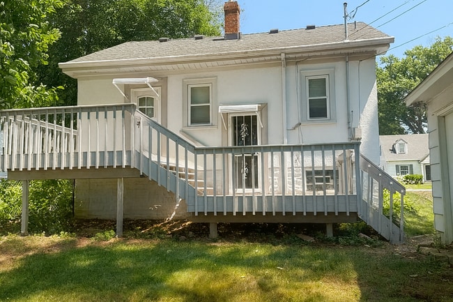 Building Photo - 4040 Xenwood Ave S