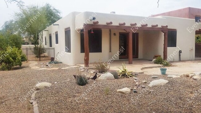 Building Photo - 9124 N Jessy Ln
