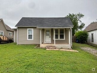 Building Photo - 1712 W Logan Ave