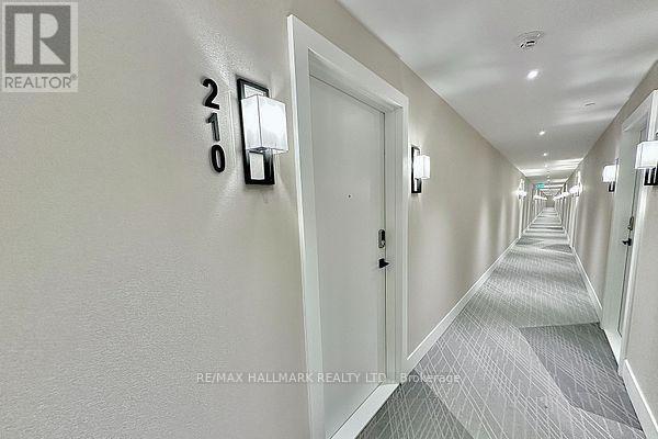 Photo du bâtiment - 415 Sea Ray Ave