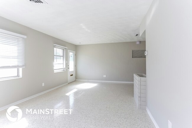 Foto del edificio - 7941 23rd Ave N