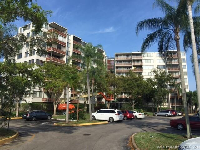 Foto principal - 4222 Inverrary Blvd