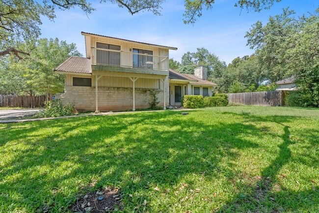 Building Photo - 709 Show Low Ct