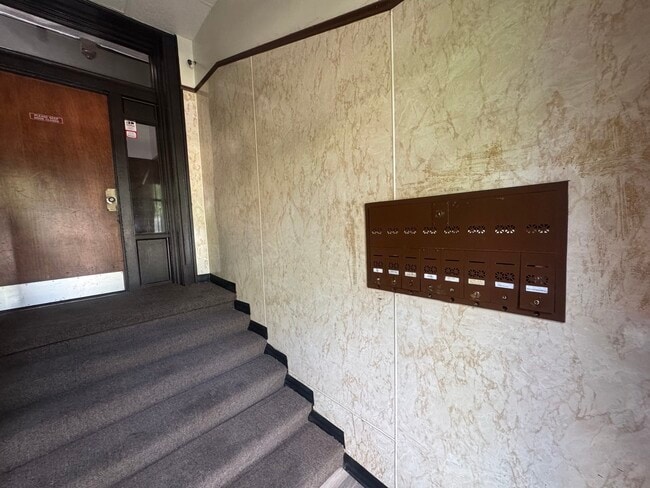 Foto del edificio - 6527 S Kimbark Ave