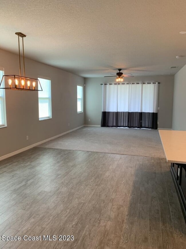 Foto del edificio - 2831 Casterton Dr