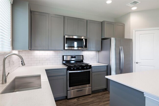 Building Photo - 1111 Aspen Grove Dr