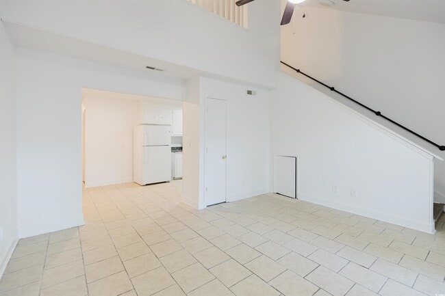 Building Photo - 91 Freedom Way