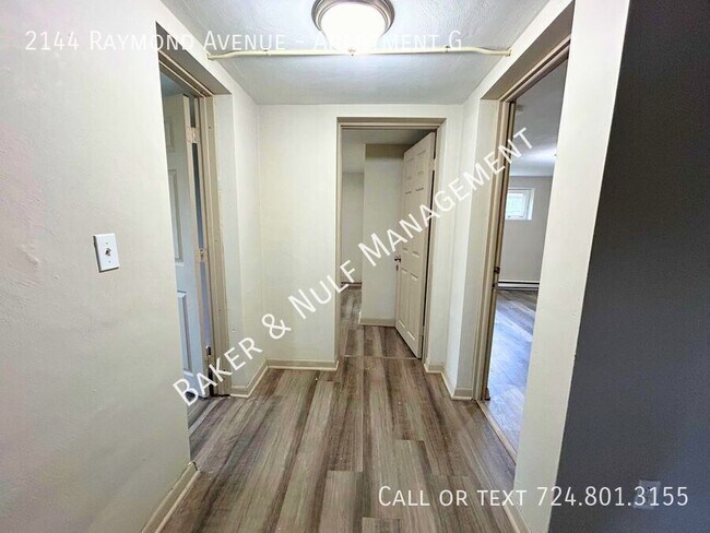 Foto del edificio - 2144 Raymond Ave