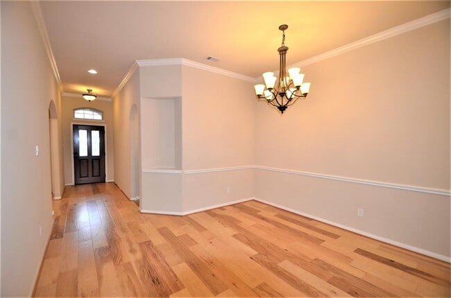 Building Photo - 15818 Mustang Mountain Ct