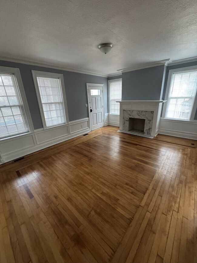 Foto del edificio - 1556 Virginia St E