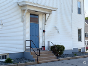 Building Photo - 381 Central St