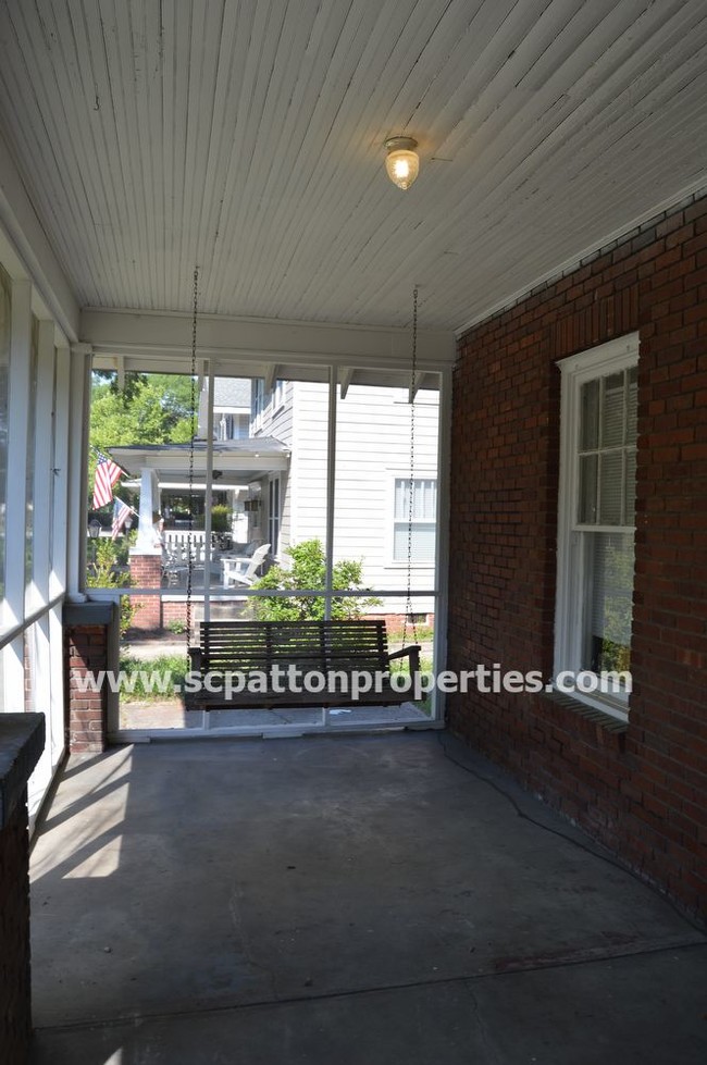 Foto del edificio - Cottontown Duplex