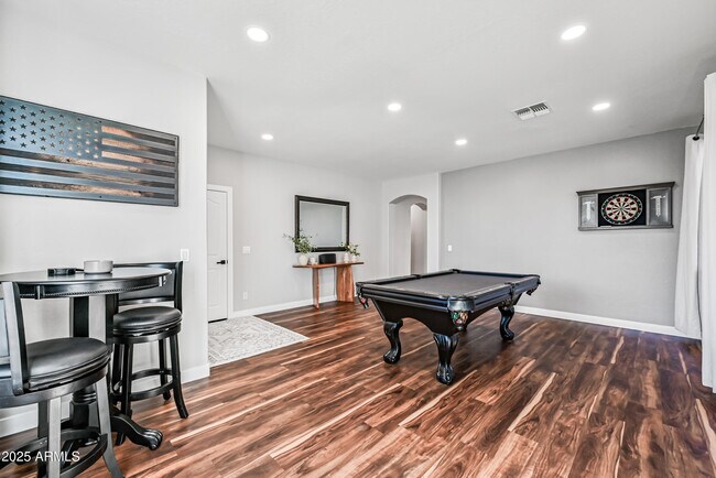 Foto del edificio - 3156 E Country Shadows St