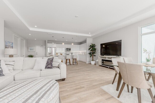 Photo - 41 SW Seminole St Apartment