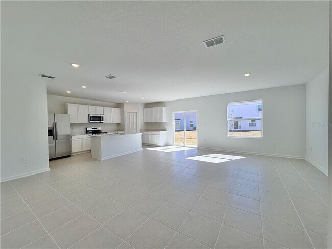 Foto del edificio - 3670 Hardman Dr