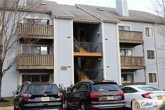 Building Photo - 614 Aspen Dr