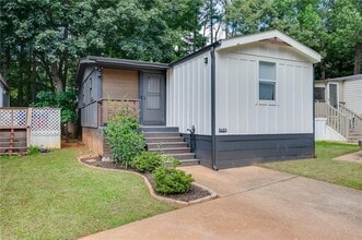 Building Photo - 3685 Fir Dr