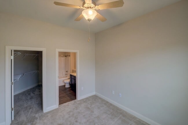 Building Photo - Village at West Lake