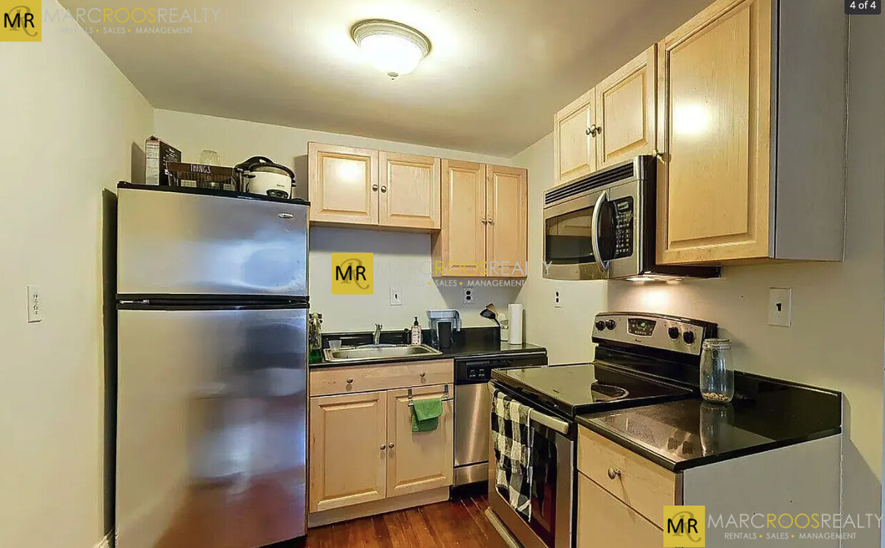 Foto del edificio - 1067 Beacon St