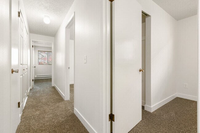 Building Photo - 8449 17th Ave SW