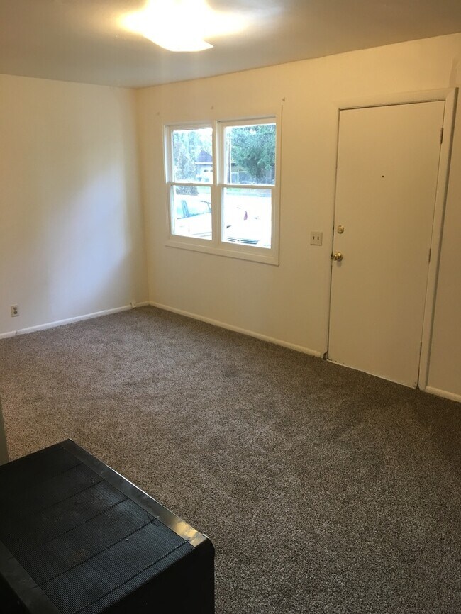 Foto del edificio - Tacoma/ Parkland duplex 2bdr 1 bath