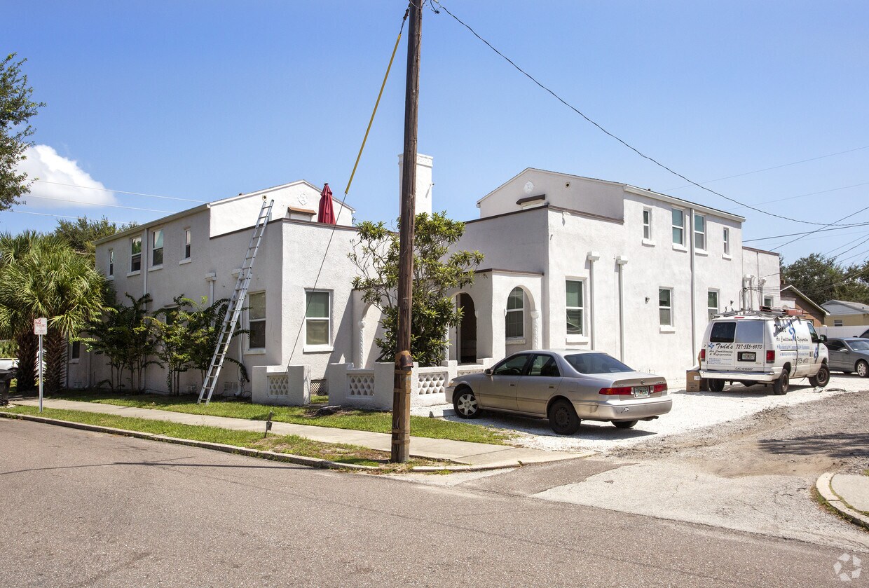 Foto del edificio - 1830 22nd Ave S