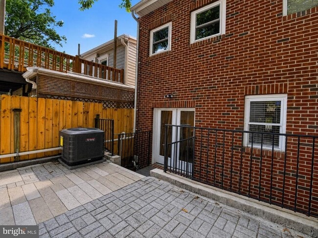 Building Photo - 4107 4th St NW