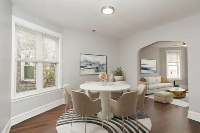 Foto del edificio - 1006 N Lawndale Ave