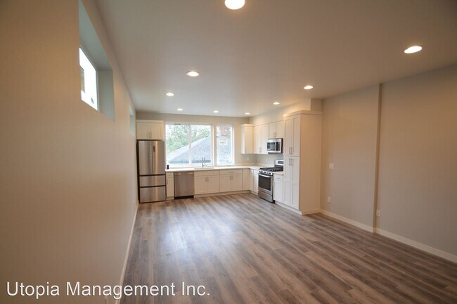 Building Photo - 2 br, 1.5 bath House - 4507 23rd Ave SW