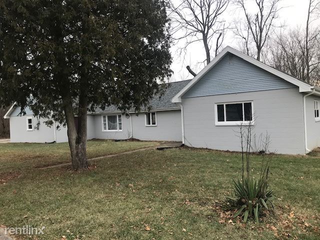 Building Photo - 3 br, 2 bath House - 821 Locust Dr