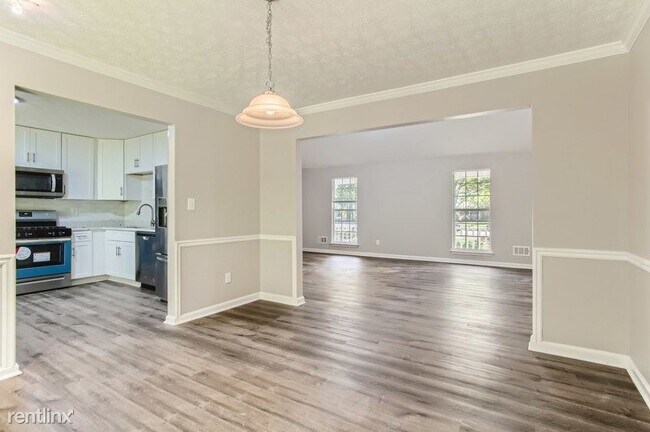 Building Photo - 3 br, 2.5 bath House - 310 Woods Ln UNIT