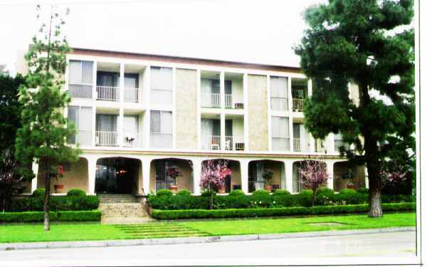 Building Photo - La Fayette Town House