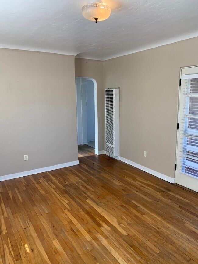 Foto del edificio - 1022 Silver Ave SW