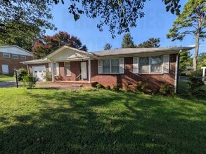 Building Photo - 4612 Daugette Dr NW