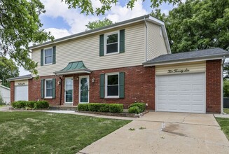Building Photo - 226 Wolfner Dr